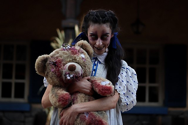 Parque Warner presenta Halloween 2023 con el nuevo pasaje 'Crime Alley: Night of Chaos' y más de 200 personajes aterradores - 2, Foto 2