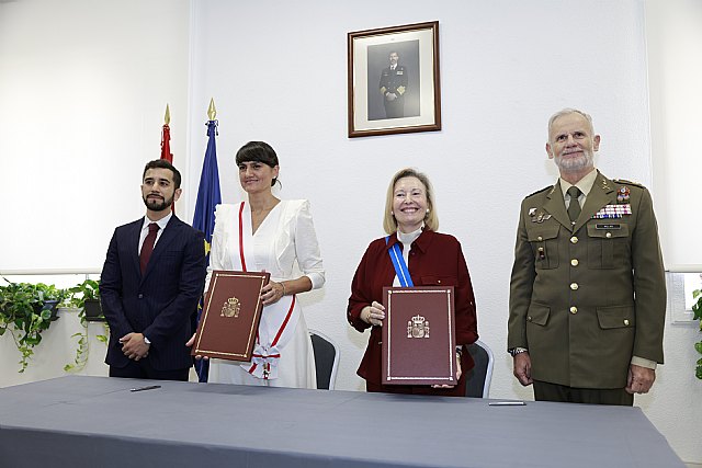 Transformación Digital y Defensa acuerdan destinar 6 millones de euros a la formación en competencias digitales de 2.000 militares - 2, Foto 2
