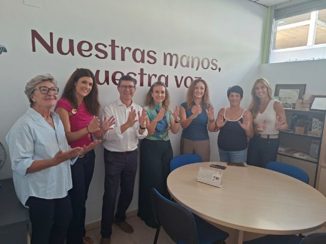Política Social resalta el apoyo de la Comunidad para avanzar en la igualdad de las personas sordas - 3, Foto 3