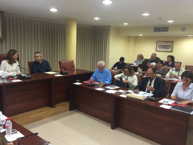 Moreno se compromete con los vecinos de la calle Echegaray a solucionar los problemas de accesibilidad de la zona - 1, Foto 1