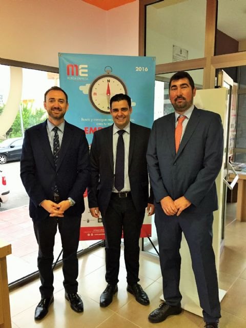 La Comunidad derivará parados a AJE y las asociaciones de autónomos para que reciban orientación en emprendimiento - 1, Foto 1