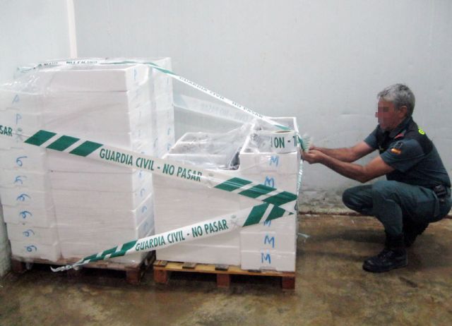 La Guardia Civil decomisa cerca de media tonelada de pescado sin etiquetar - 2, Foto 2