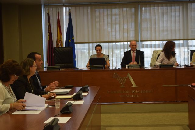 La Asamblea impulsa la elaboración de un Plan Regional de Genética - 1, Foto 1