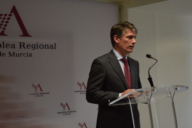 Víctor Martínez-Carrasco: Esperamos alcanzar en esta legislatura un pacto nacional que aporte estabilidad al sistema educativo - 1, Foto 1