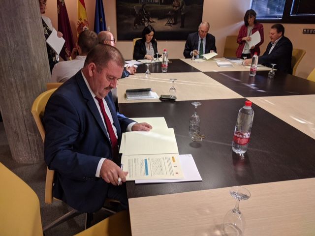 The mayor subscribes the extension of the State Development Plan with the Ministry to rehabilitate 80 homes in the urban area of ​​Totana for 515,000 euros, Foto 6