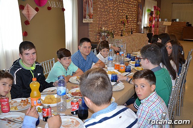 La Hermandad de Santa María Salomé organizó una comida de hermandad con motivo de la onomástica de su titular, Foto 1