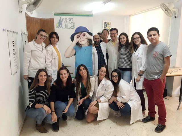 'Ver para Crecer' revisa la vista de 85 personas en situación de vulnerabilidad en Murcia - 3, Foto 3