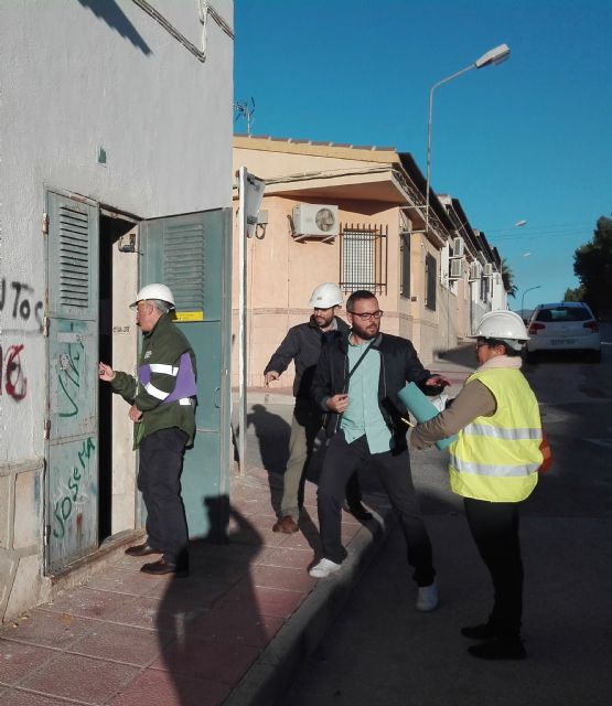 El Ayuntamiento e Iberdrola trabajan para mejorar el servicio de suministro eléctrico en Campos del Río con una inversión de más de 107.000 euros - 2, Foto 2