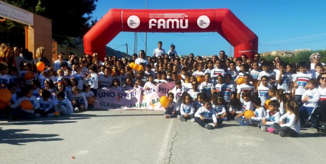 Miles de zancadas contra la leucemia infantil - 1, Foto 1
