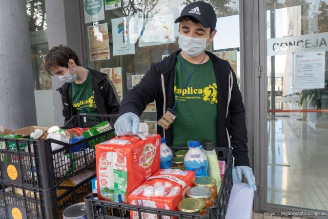 Los colectivos juveniles recogen 8.090 kilos de comida en la campaña de este fin de semana - 1, Foto 1