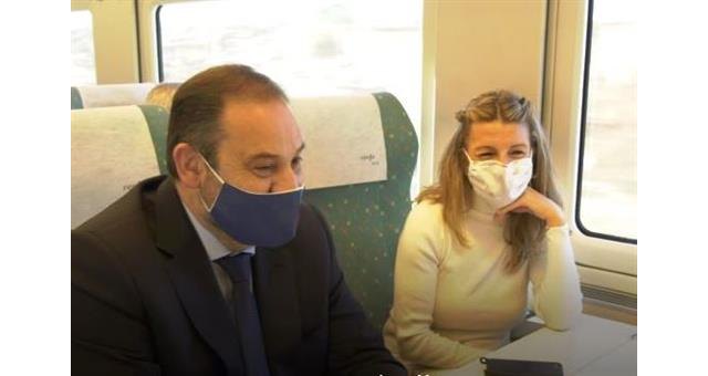 Ábalos preside la puesta en servicio de un nuevo tramo de de la línea de Alta Velocidad a Galicia, entre Zamora y Pedralba de la Pradería - 1, Foto 1