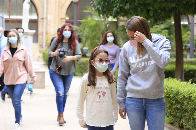 Mireia Belmonte cumple el sueño de María - 1, Foto 1