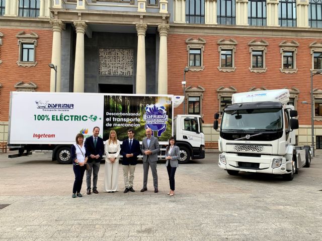 El Gobierno regional impulsa la compra de 31 camiones eléctricos para contribuir a la revolución verde en el sector del transporte - 2, Foto 2