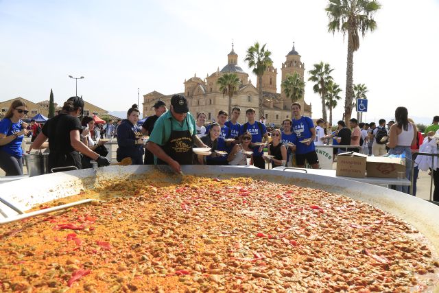Miles de estudiantes de la UCAM disfrutan de la Bienvenida Universitaria - 2, Foto 2