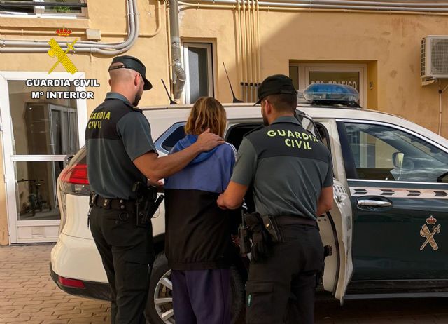 La Guardia Civil detiene a una murciglera dedicada a cometer robos en viviendas en la comarca del Río Mula - 1, Foto 1