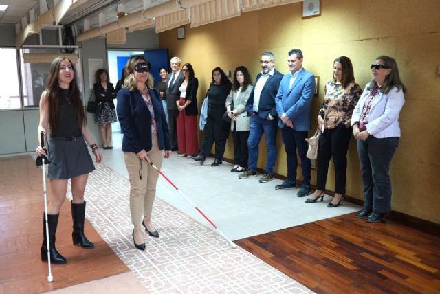 Política Social y Fundación ONCE facilitan que los mayores con discapacidad visual mejoren su autonomía en los centros residenciales - 2, Foto 2