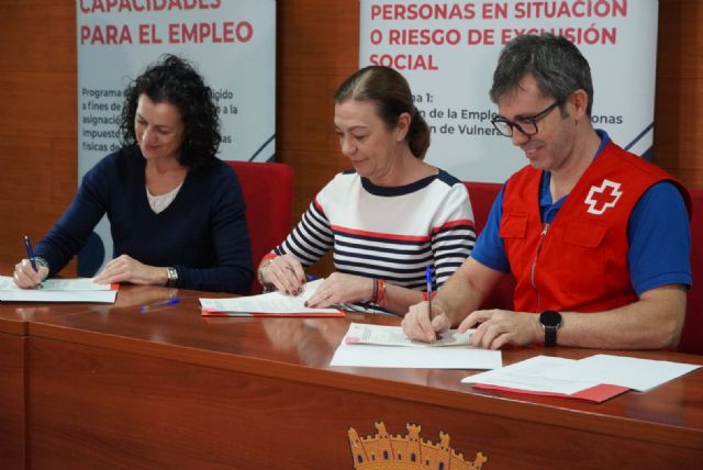 Aguas de Jumilla renueva su convenio de colaboración con Cruz Roja para favorecer la inserción laboral en el municipio - 4, Foto 4