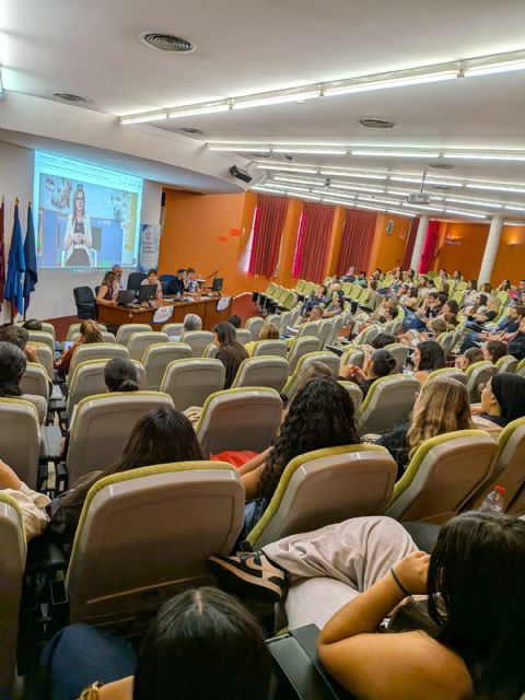 Concluye con gran acogida el I Congreso Nacional Cuidados y Dependencia de la Universidad de Murcia - 2, Foto 2