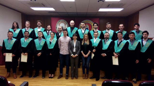 Graduación internacional del Máster en Alto Rendimiento Deportivo en inglés - 1, Foto 1