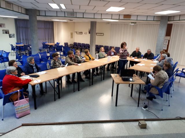 Los mayores trabajan sobre cmo mejorar la memoria dentro del ciclo 