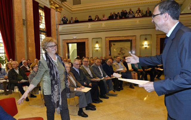 El consenso garantiza el reparto equitativo de las ayudas entre los 76 Centros de Mayores del municipio - 2, Foto 2