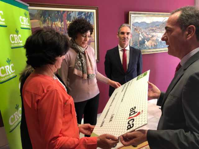 Caja Rural Central entrega 2.001 euros a la asociación lumbrerense de personas con discapacidad Adica - 2, Foto 2