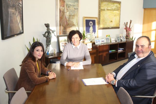 Ayuntamiento y Cámara de Comercio firman un convenio para impulsar la dinamización del tejido empresarial del municipio - 2, Foto 2