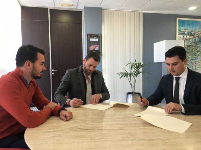 El Ayuntamiento firma un convenio de colaboración con la asociación de comerciantes de Galerías El Flamenco - 1, Foto 1