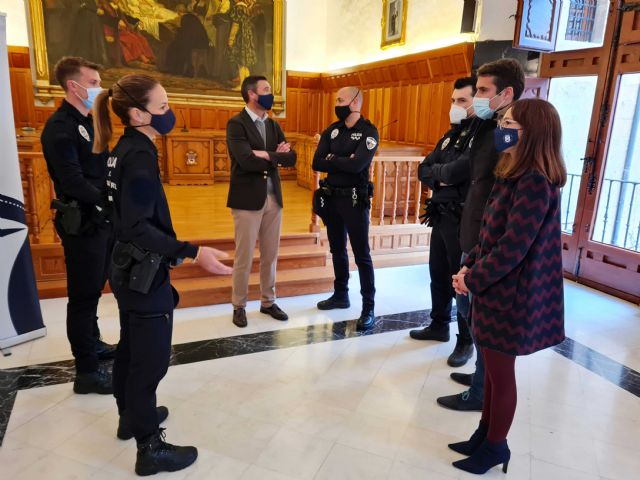 Caravaca refuerza la seguridad ciudadana con la toma de posesión de tres agentes de Policía Local, más otros cuatro que lo harán el próximo mes - 5, Foto 5