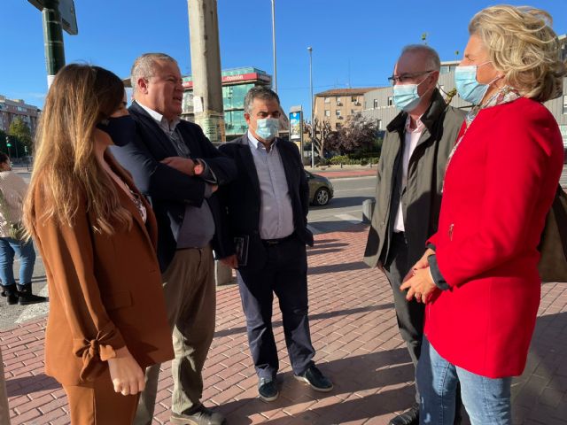 El PSOE aprobó ayer los ´presupuestos de la vergüenza´ que condenan a Murcia seguir sin trenes y sufriendo atascos - 2, Foto 2