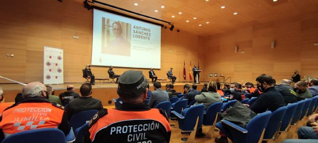 El Gobierno regional celebra 40 años de entrega y dedicación de Protección Civil - 2, Foto 2