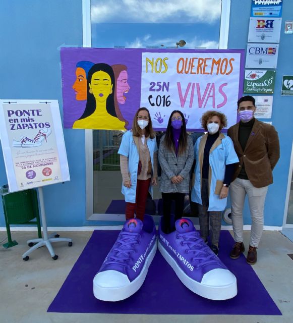 Los institutos de Águilas se suman a la campaña Ponte en mis zapatos contra la violencia de género - 4, Foto 4