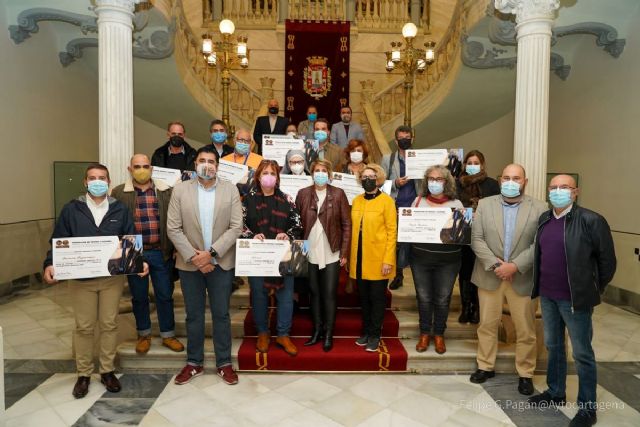 Diez entidades sociales reciben la recaudación de los actos de Carthagineses y Romanos - 1, Foto 1