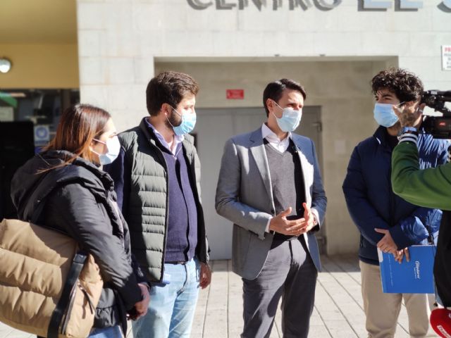 Nuevas Generaciones propone modernizar, mejorar y ampliar las aulas de estudio de Molina de Segura - 1, Foto 1