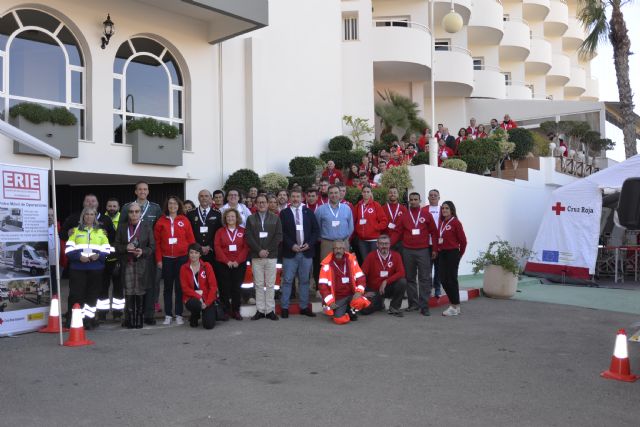 Cruz Roja rene en Mazarrn a una representacin del voluntariado de intervencin en Emergencias de la Regin de Murcia, Foto 1
