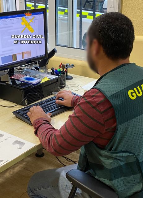 La Guardia Civil investiga a una empleada del hogar por la sustracción de gran cantidad de efectivo - 2, Foto 2
