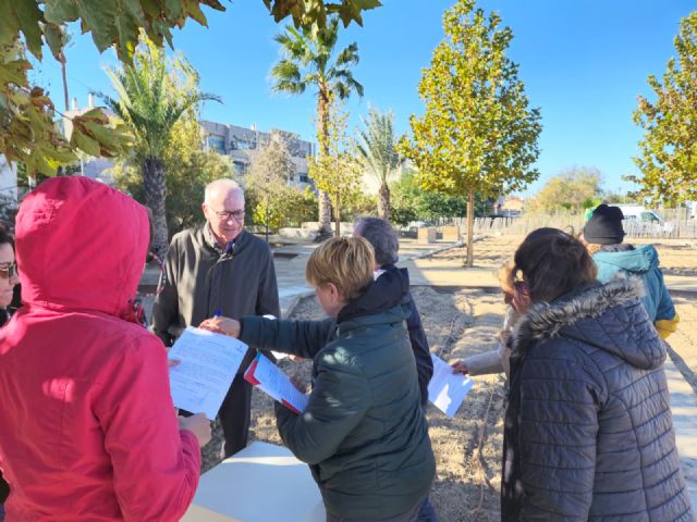Los 63 nuevos usuarios de los Huertos de Ocio toman posesión de sus parcelas tras formarse en cultivos ecológicos - 1, Foto 1