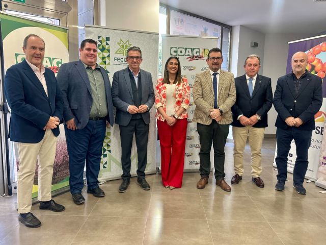 El Gobierno regional reclama a la UE un Marco Financiero Plurianual de la PAC justo para el sector hortofrutícola - 2, Foto 2