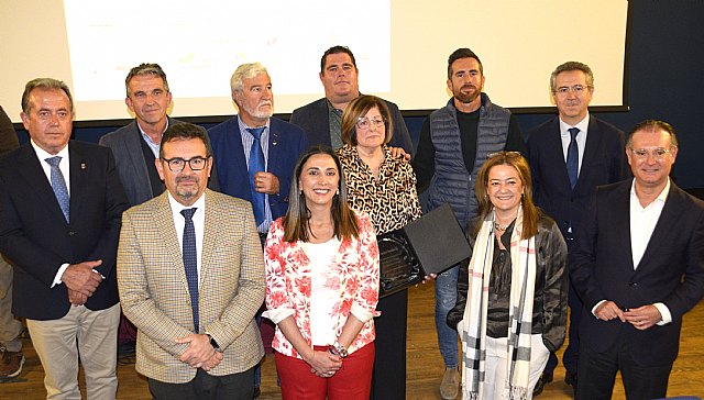 Santiago Martínez Gabaldón y Francisco González Gil, galardonados en la Agro Jornada 2025 - 1, Foto 1
