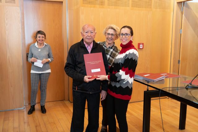 El Ayuntamiento destina más de 61.000 euros a la Federación y a los Clubes de Mayores de Cartagena - 1, Foto 1