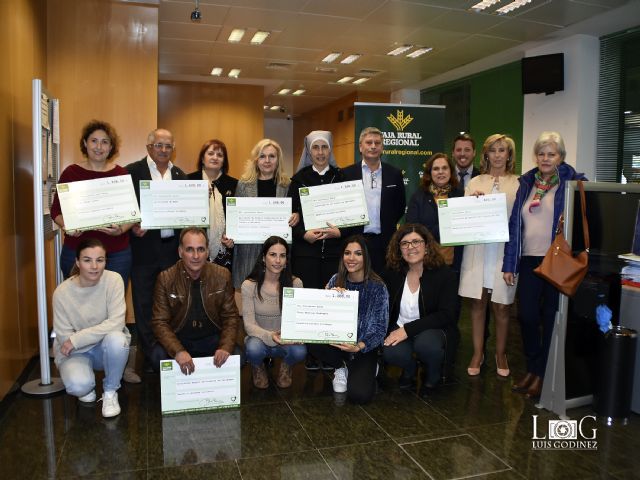 La pulsera solidaria Comprometida-Comprometido reparte 11.000 € - 1, Foto 1