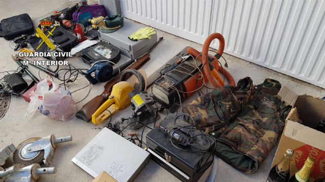 La Guardia Civil esclarece una treintena de robos cometidos en viviendas de Jumilla - 2, Foto 2
