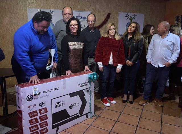 Los 6.000 euros en premios de la campaña navideña del 'Área Comercial Las Torres' ya tienen dueños - 2, Foto 2