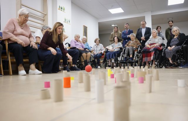 La consejera de Asuntos Sociales visita el Centro Casaverde Madrid y lo califica como referente en la atención a las personas en situación de dependencia y discapacidad - 4, Foto 4
