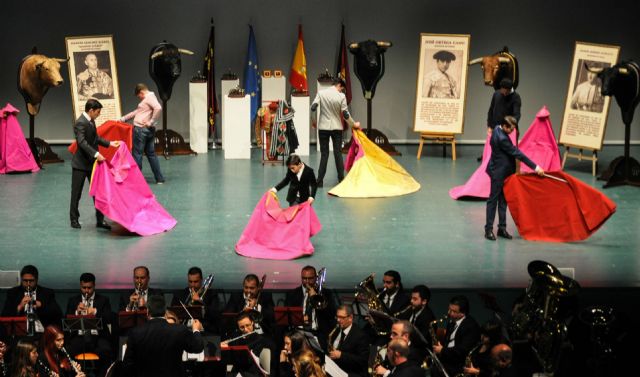 El Club Taurino de Cartagena realiza su tradicional entrega de galardones en el Auditorio y Palacio de Congresos El Batel - 1, Foto 1