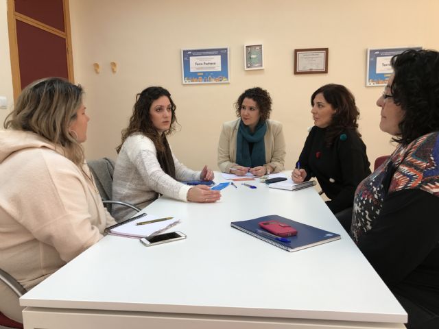 Reunión de trabajo, entre la directora general de Mujer y la concejala de Igualdad - 2, Foto 2