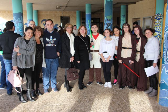 Los institutos de San Pedro del Pinatar celebran Santo Tomás de Aquino con talleres, yincanas,  conciertos y campeonatos - 1, Foto 1