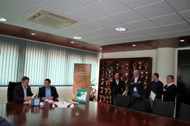 El Ayuntamiento de Alcantarilla suscribe sendos convenios de colaboración con la Federación de Fútbol de la Región de Murcia - 5, Foto 5