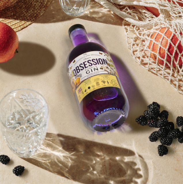 Andalusí Beverages lanza Obsession Purple, su nueva ginebra con base de mora, flor de sauco y jengibre que ha vendido más de 25.000 botellas desde el confinamiento - 1, Foto 1