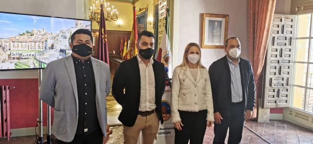 La empresa local de reciente creación, Flor de Vida S.L.L., recibe una subvención municipal por emprendimiento, basada en la línea de ayudas COVID 19 - 1, Foto 1